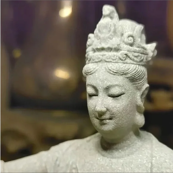 Water Goddess Statue - Picture 5 of 10